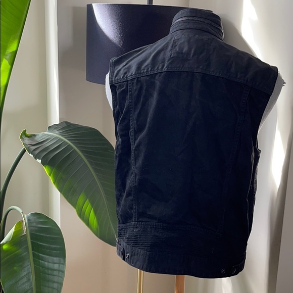 Guess denim vest - Picture 2 of 6